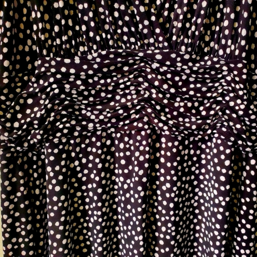 🔥Evan Picone Black and White Polka Dot Halter-Like Neckline🔥 - Picture 5 of 8